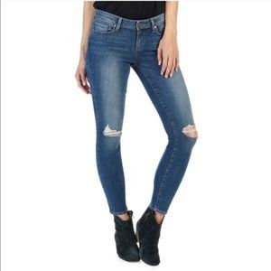 PAIGE distressed verdugo ankle jeans size 26 EUC